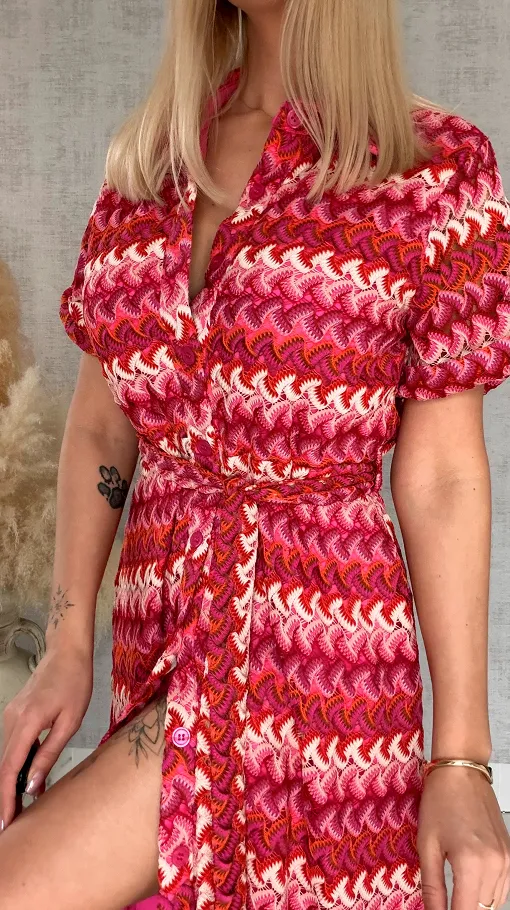 Oryginalna MAXI sukienka w modne czerwono-różowe pasy - R883