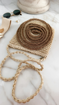 Lekka pleciona torebka z dużą RÓŻĄ beżowa - P654