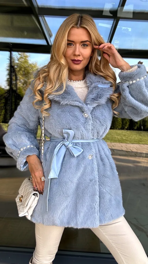 Ekskluzywne futerko GLAMUR zdobione kryształkami BABY BLUE - R326A