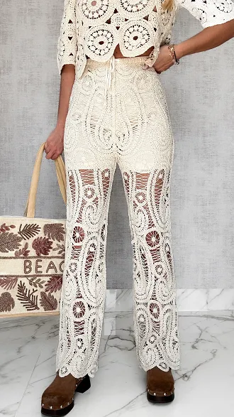 Szydełkowe bawełniane spodnie w kolorze ECRU one size - P684