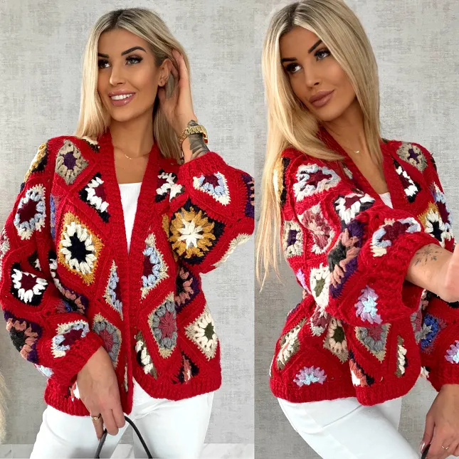 Ekskluzywna szydełkowa narzutka na wiosną ONE SIZE red - R477