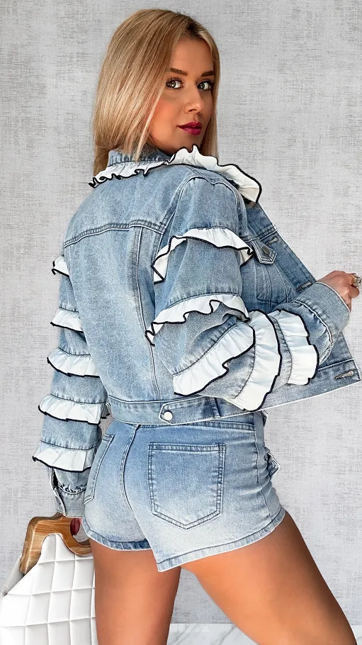 Jeansowa katana zdobiona białymi falbankami JASNY JEANS - P589A