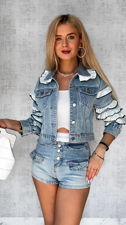 Jeansowa katana zdobiona białymi falbankami JASNY JEANS - P589A
