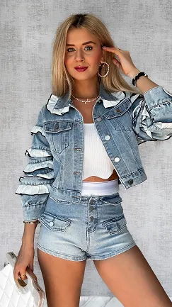 Jeansowa katana zdobiona białymi falbankami JASNY JEANS - P589A