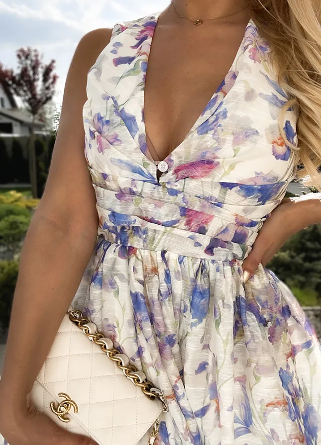 Idealna weselna sukienka o eleganckim kroju - L999