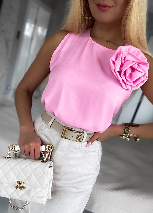 Luźna letnia bluzka z wiskozy z ozdobną RÓŻĄ różowa - N036A