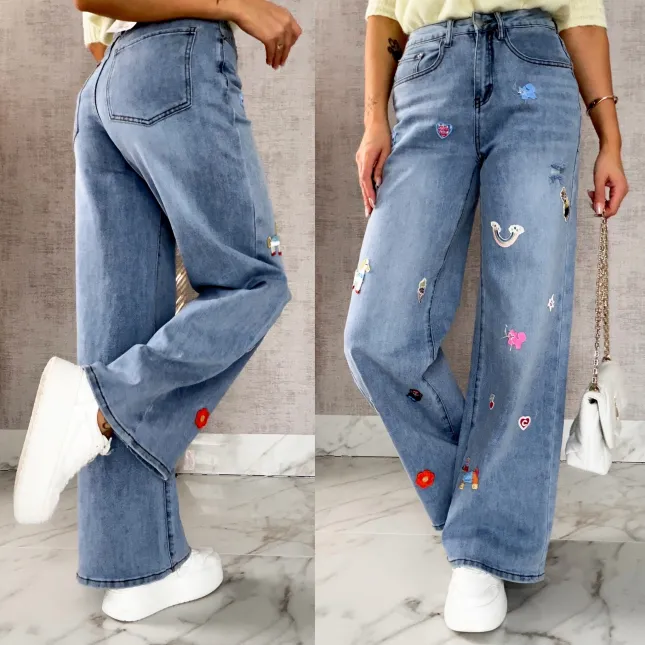 Ekskluzywne spodnie jeansowe BLUE JEANS z naszywkami - R634