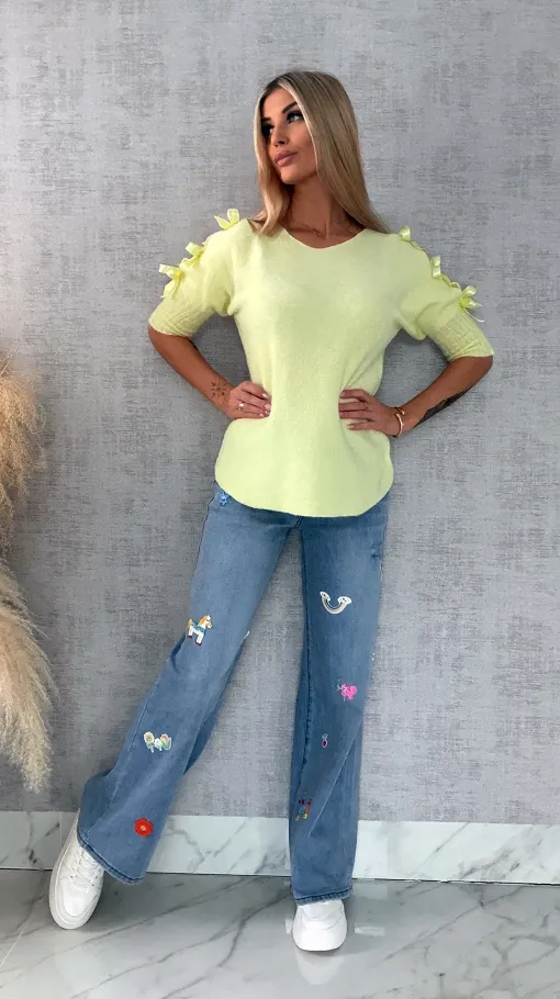 Ekskluzywne spodnie jeansowe BLUE JEANS z naszywkami - R634