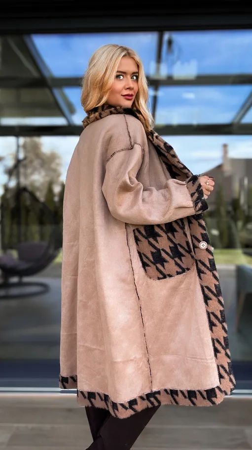 Dwustronny płaszcz w pepitkę z futerkowymi kieszeniami ONE SIZE - R200