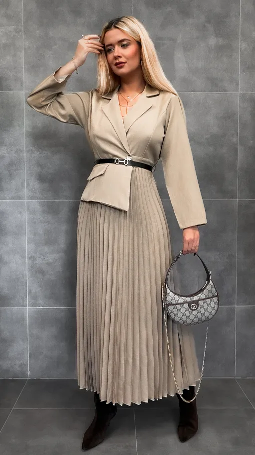 Beżowa długa MAXI sukienka z plisowanym dołem ONE SIZE - R281