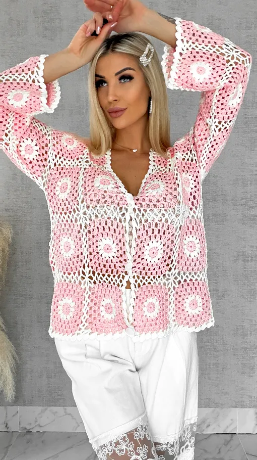 Ażurowy sweter szydełkowy na guziki ONE SIZE pink - R456