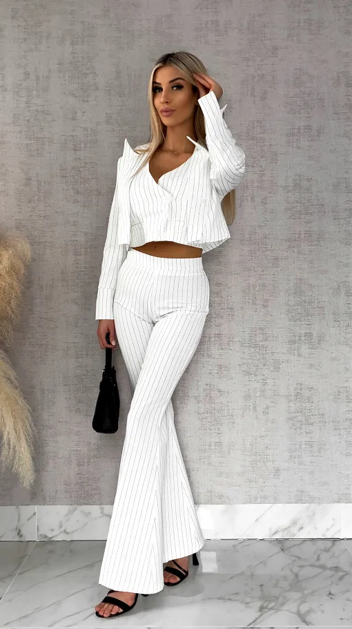 Elegancki biały komplet w paski 3w1 żakiet + kamizelka + spodnie - R490A