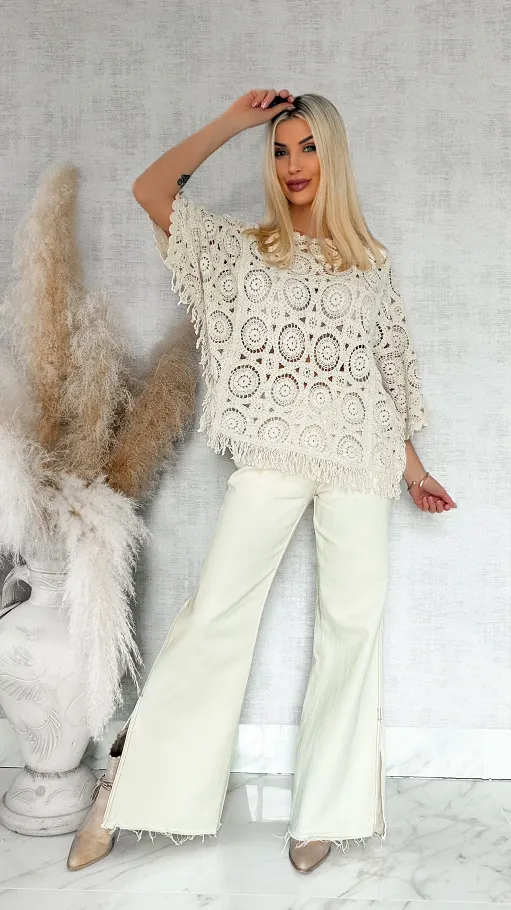 Szydełkowy sweter nietoperz w ażurowym stylu ONE SIZE ecru - R916