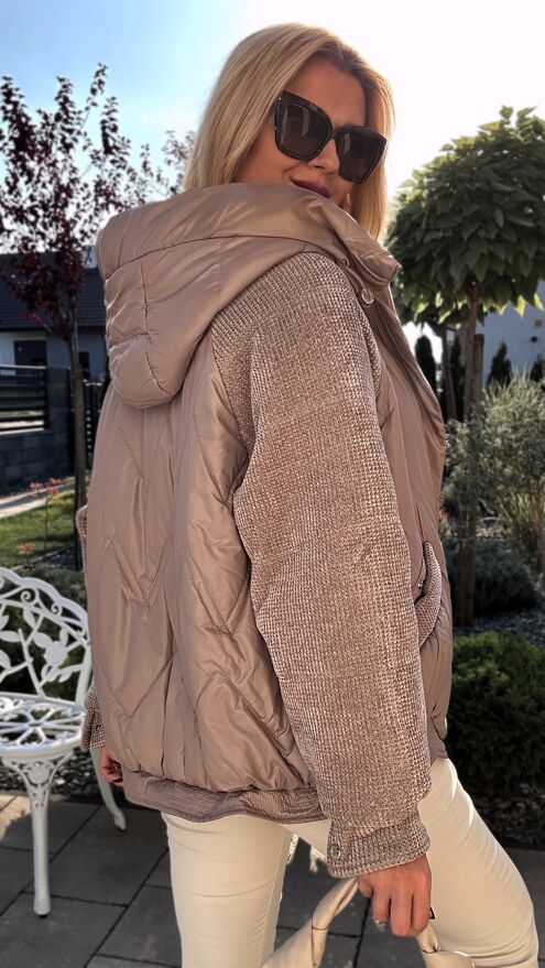 Elegancka kurtka w kolorze FANGO z ozdobnymi rękawami - S313A