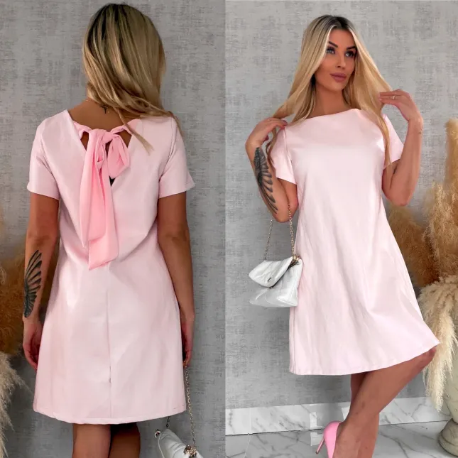 Pastelowa sukienka z eko skóry z wiązaniem ONE SIZE różowa - R544A