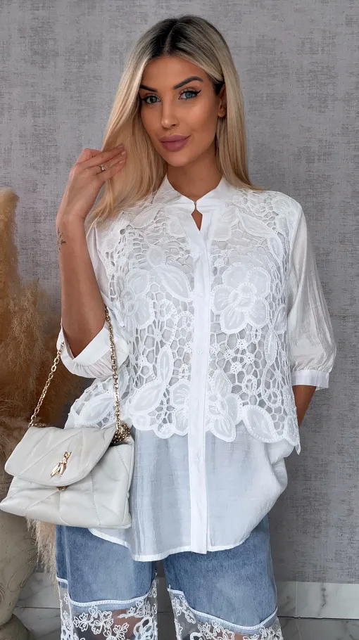 Elegancka biała bluzka koszulowa z gipiurą ONE SIZE - R677