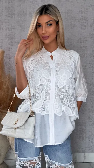 Elegancka biała bluzka koszulowa z gipiurą ONE SIZE - R677