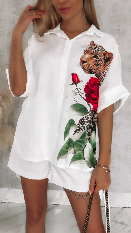 Asymetryczna biała koszula z panterą i różą ONE SIZE - R954