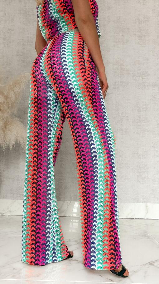 Stylowy komplet letni w kolorowe paski bluzka TOP + spodnie + maxi narzutka - S115
