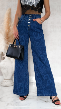 Elastyczne spodnie jeansowe w dekatyzowane kwiaty BLUE JEANS - R777