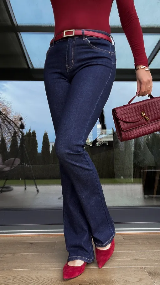 Granatowe elastyczne spodnie jeansowe PUSH UP efekt -5 kg - R233