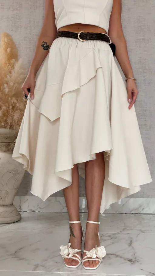 Elegancka asymetryczna spódnica z paskiem ONE SIZE ecru - R838