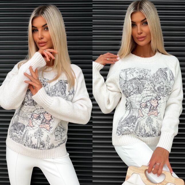 Oryginalny sweter z haftowaną mapą świata oraz zwierzętami ONE SIZE ecru - S338