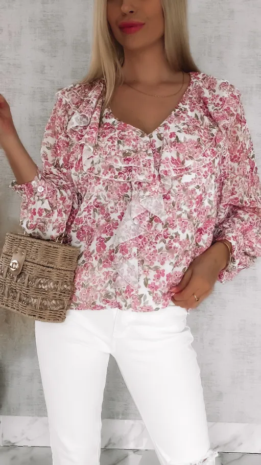 Cudowna bluzka w różowe kwiaty z modnym dekoltem ONE SIZE - R833