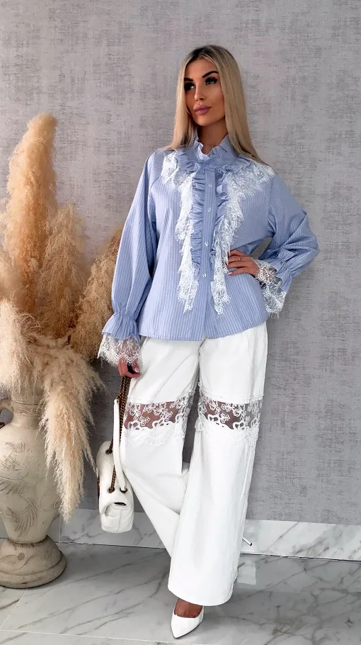 Ekstra modna koszula w niebieskie paski z białą koronką ONE SIZE - R589