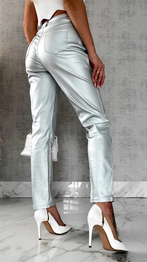 Srebrne elastyczne spodnie w klasycznym kroju - R516