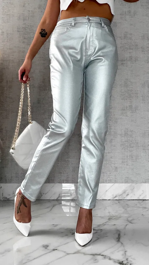 Srebrne elastyczne spodnie w klasycznym kroju - R516