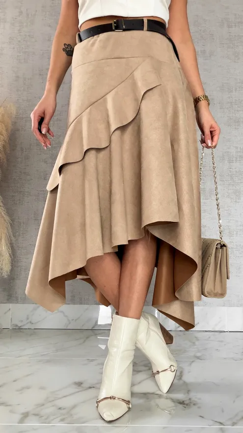 Asymetryczna elegancka spódnica zamszowa ONE SIZE beżowa - R520