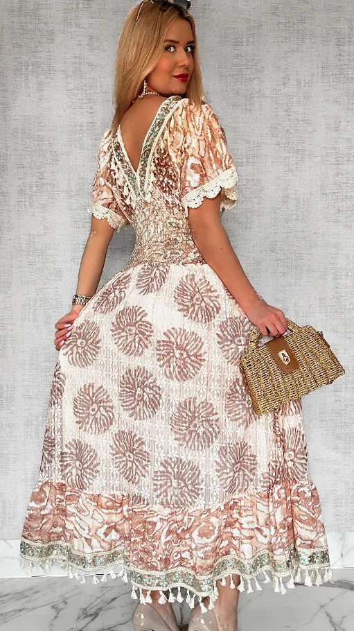 Piękna długa sukienka boho z gumową talią ONE SIZE - P715