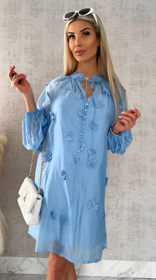 Bawełniana sukienka zdobiona różami ONE SIZE blue - R510A
