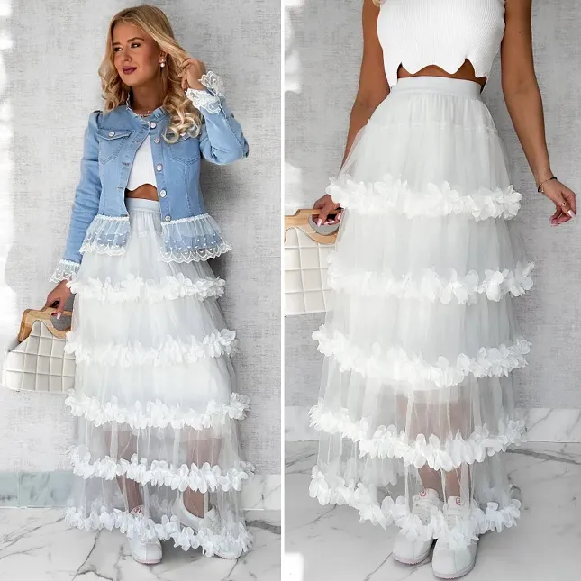 Modna długa spódnica tiulowa z kwiatuszkami ONE SIZE biała - P573