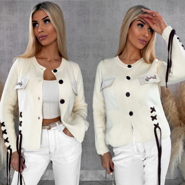 Bawełniany sweter w stylu katany zapinany na guziki ONE SIZE ecru - R623A