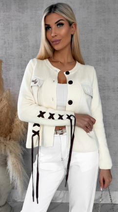 Bawełniany sweter w stylu katany zapinany na guziki ONE SIZE ecru - R623A