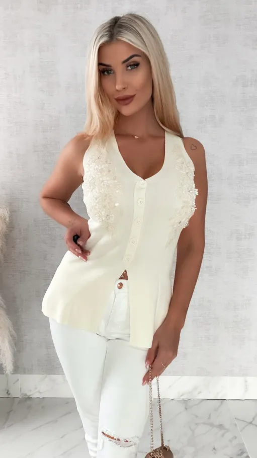 Elegancka dzianinowa kamizelka zdobiona na dekolcie ONE SIZE ecru - R459