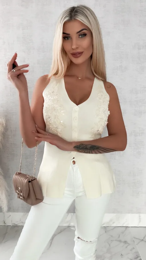 Elegancka dzianinowa kamizelka zdobiona na dekolcie ONE SIZE ecru - R459