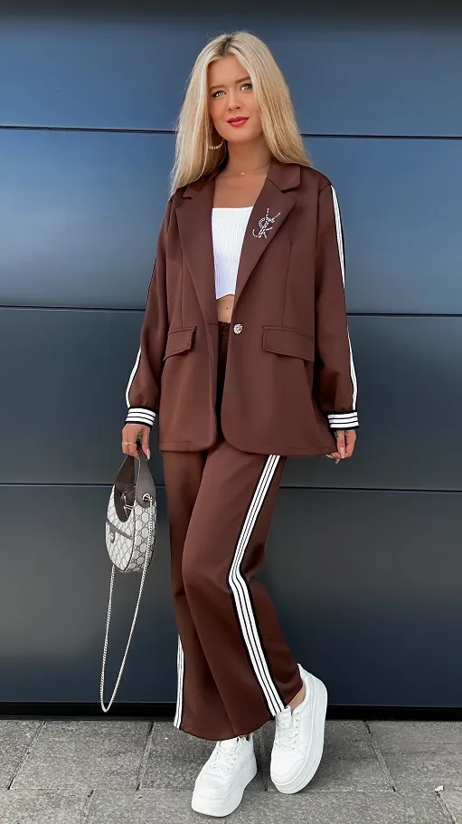 Oryginalny brązowy komplet marynarka + spodnie ONE SIZE - R031A