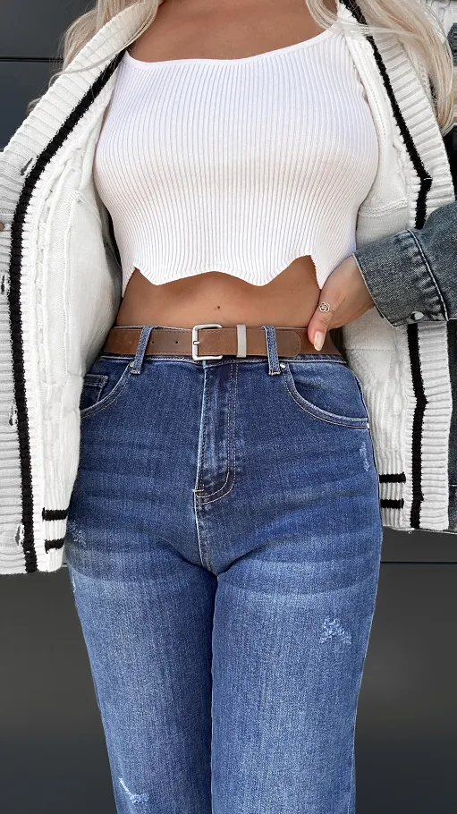 Super elastyczne spodnie jeansowe MOM FIT z paskiem BLUE JEANS - P992