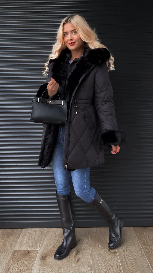 Pikowana czarna kurtka PREMIUM z pięknym futerkiem - M394