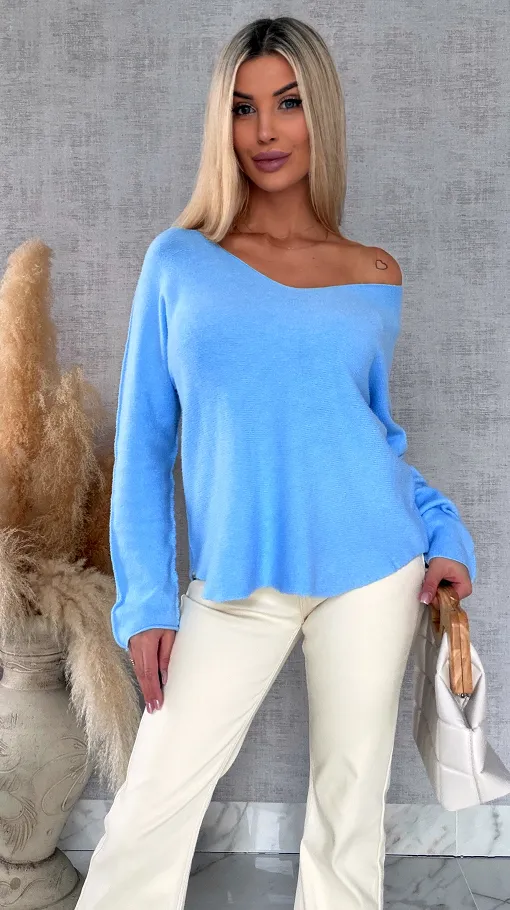 Błękitny sweter na wiosnę w szpic ONE SIZE - R661A