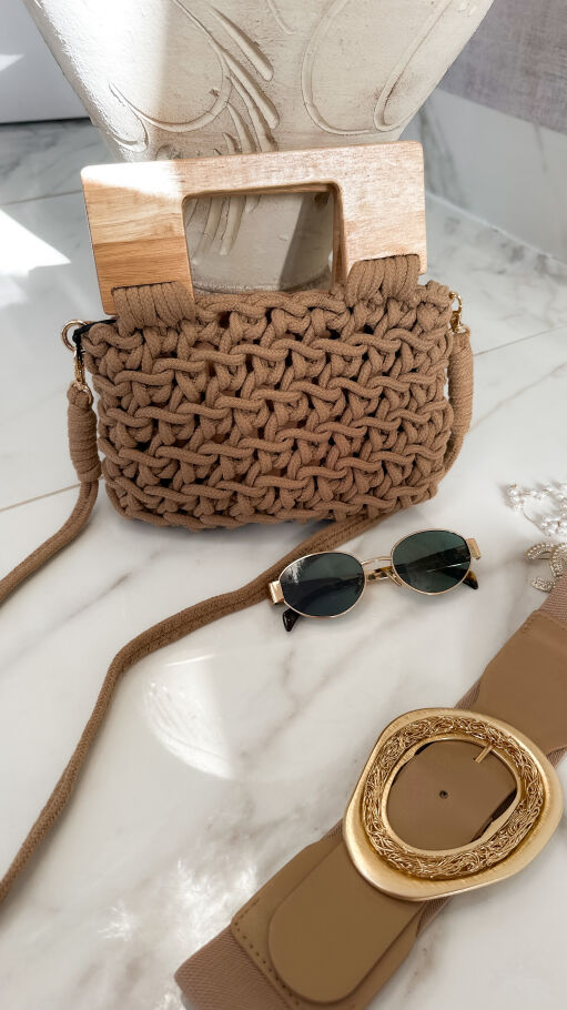 Pleciona torebka HAND MADE z drewnianymi rączkami - P663