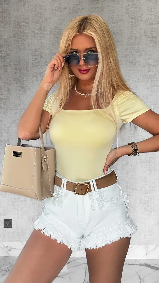 Elastyczna gładka bluzka BODY z pięknym dekoltem ONE SIZE żółta - P748B