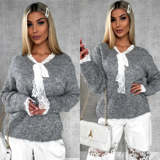 Oryginalny szary sweter na wiosnę z koronkami ONE SIZE - R626