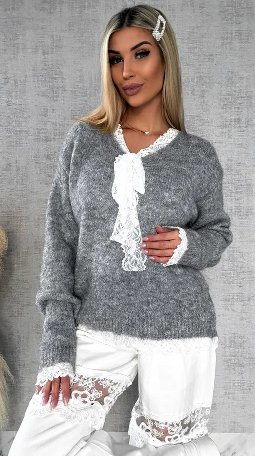 Oryginalny szary sweter na wiosnę z koronkami ONE SIZE - R626