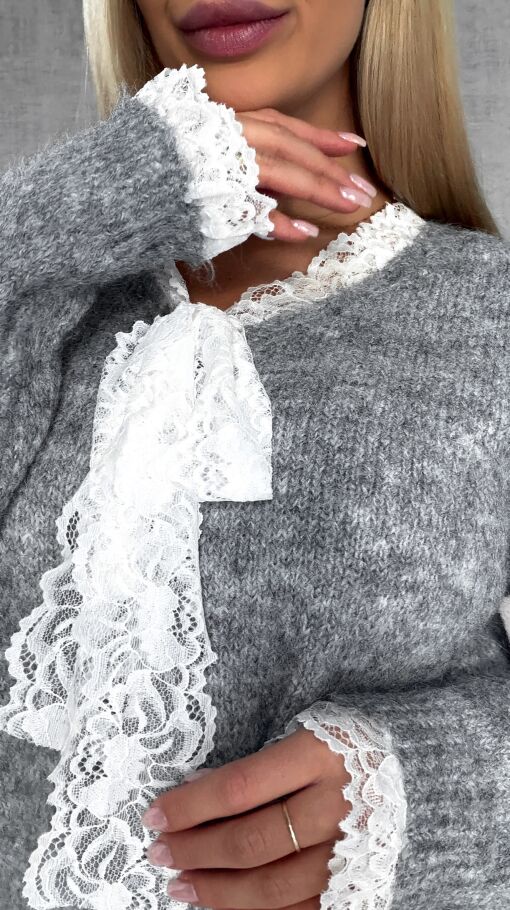 Oryginalny szary sweter na wiosnę z koronkami ONE SIZE - R626