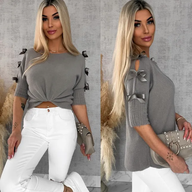 Oryginalny wiosenny sweter z krótkim rękawem i kokardkami FANGO - R664B