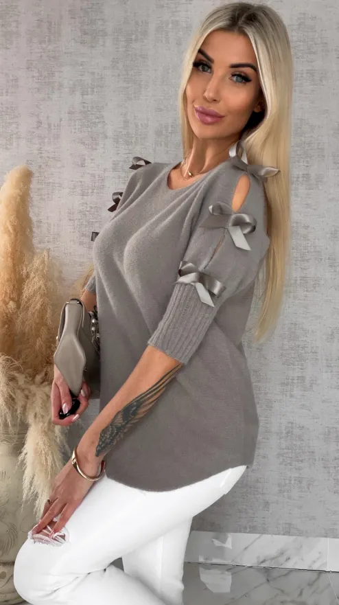 Oryginalny wiosenny sweter z krótkim rękawem i kokardkami FANGO - R664B